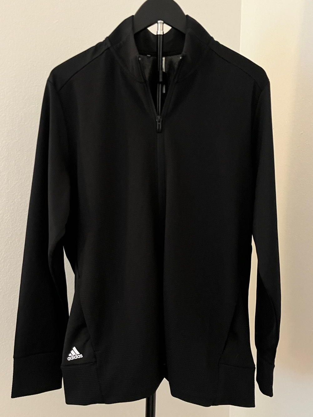 ✨ NWOT Adidas Men’s 2XL Black Textured Front Full Zip Performance Jacket
